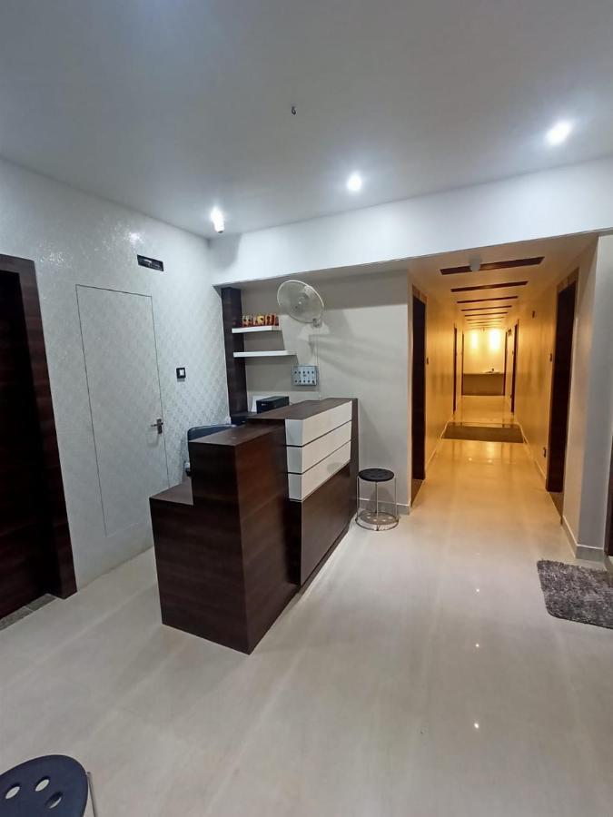 Aditya Inn Guwahati Esterno foto